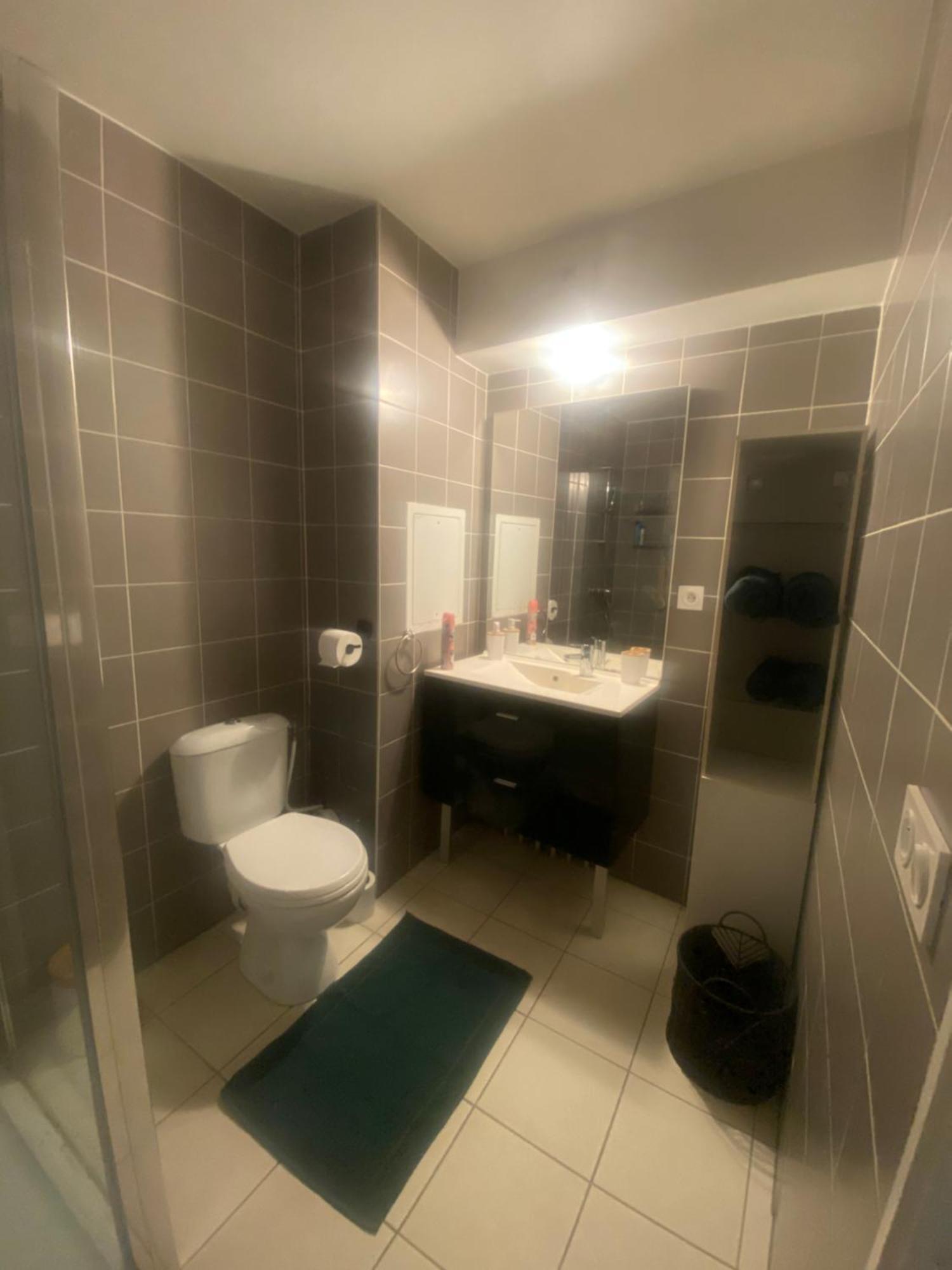 Chambre Privee Sdb Kitchenette Proche De Paris Saint-Ouen  Exterior foto